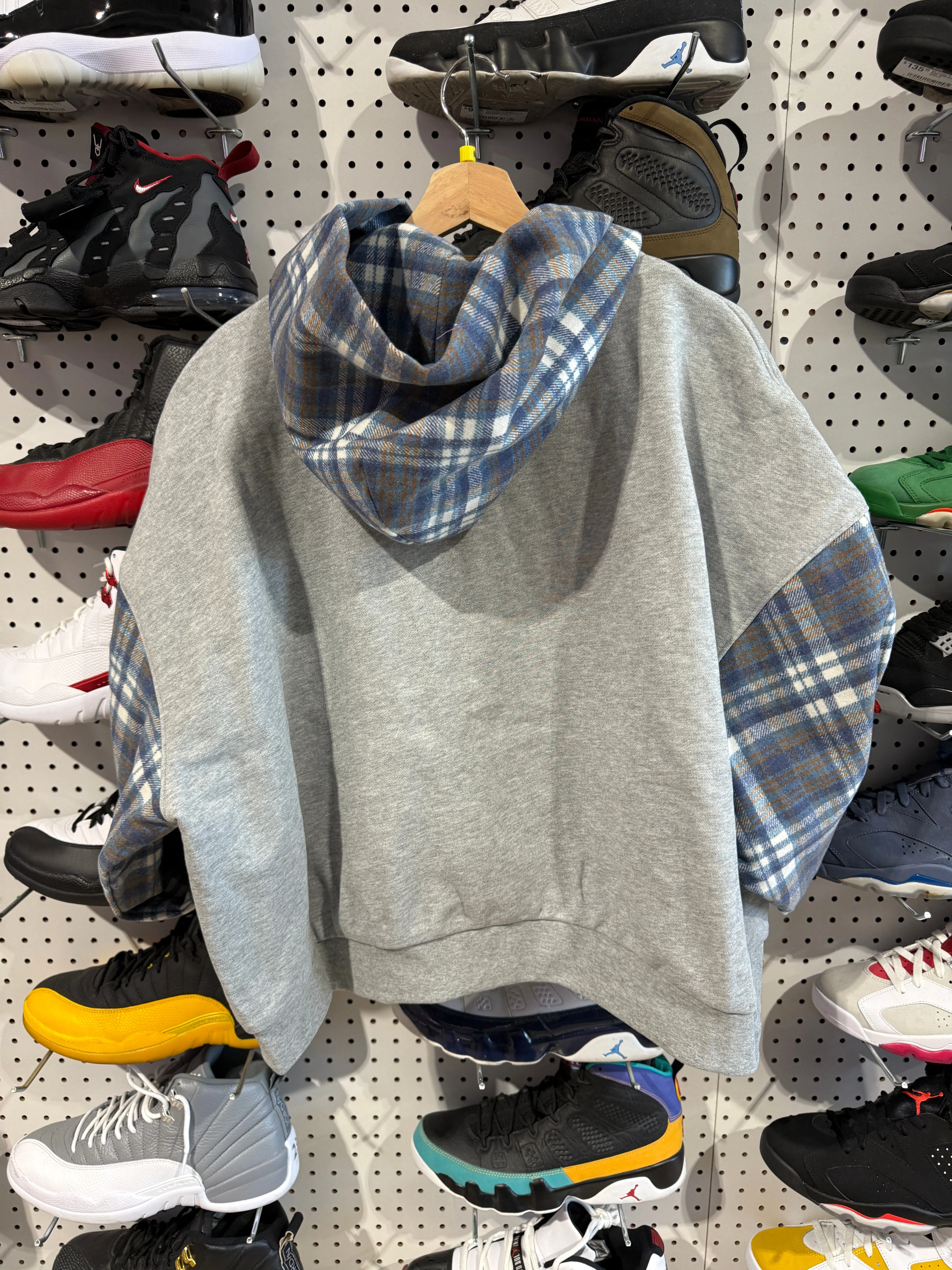 Hidden Season Plaid Pocket Zip Up Hoodie - Grey