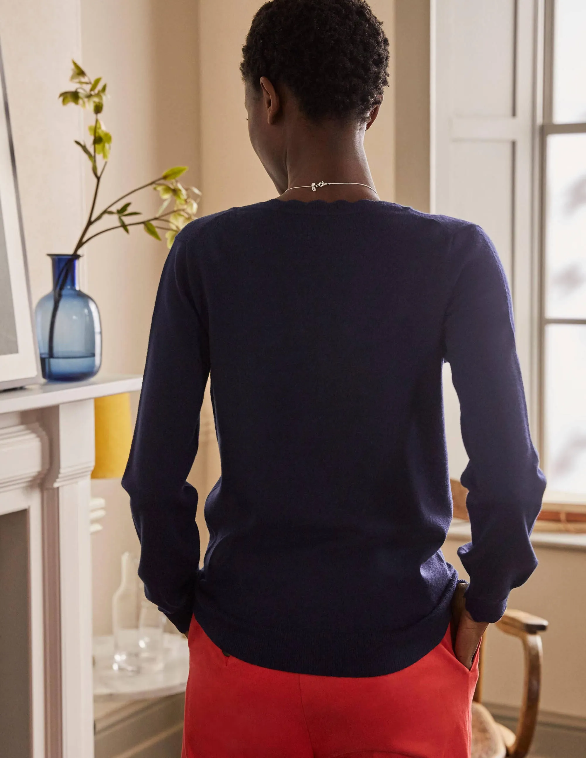 Merino Scallop Trim Cardigan-Navy