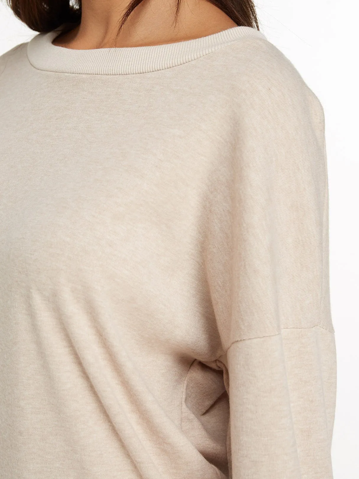 OEM ODM Round Neck One Shoulder Long Sleeve Beige T-Shirts