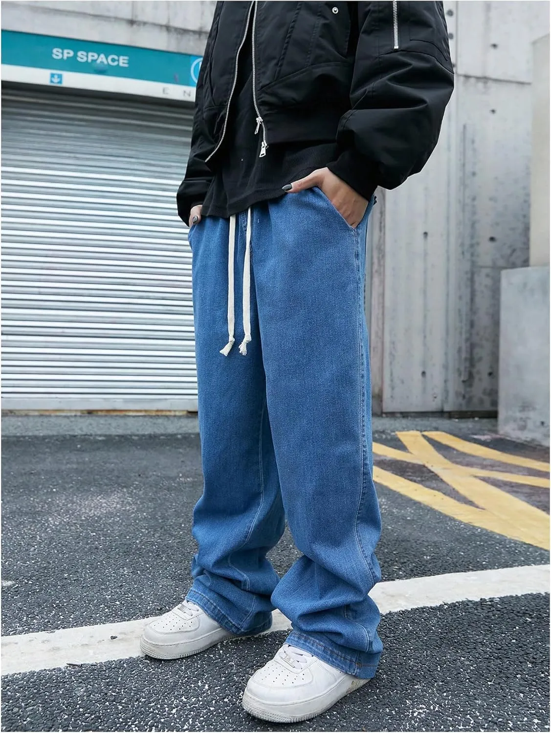 OYOANGLE Men's Drawstring Elastic Waist Wide Leg Cargo Jeans Baggy Casual Denim Pants with Pockets