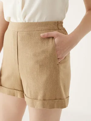 The Annie Linen Short in Light brown
