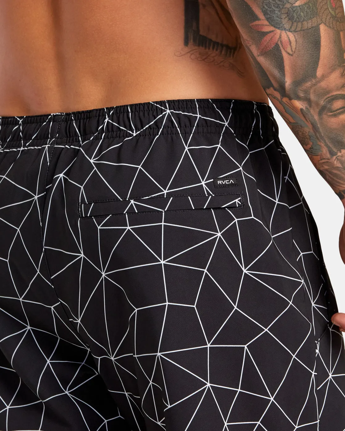 Yogger Stretch 17" Athletic Shorts - Black Grid